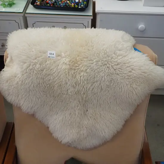 white sheepskin