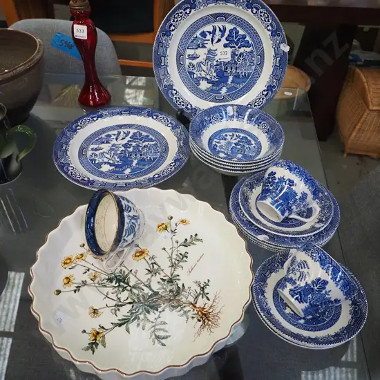 willow pattern plates, bowls, cup, Villeroy & Boch quiche dish