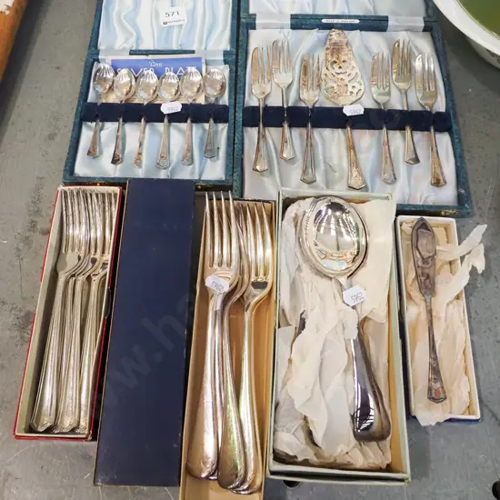 cased cutlery  