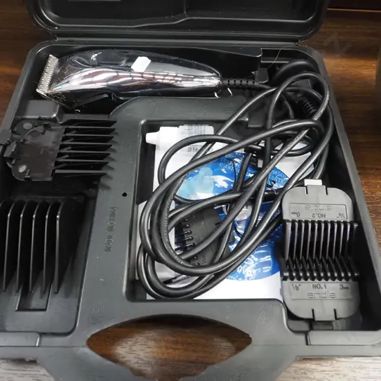 Andis grooming kit