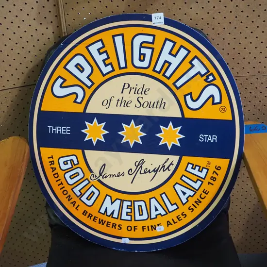 Speights label on corflute