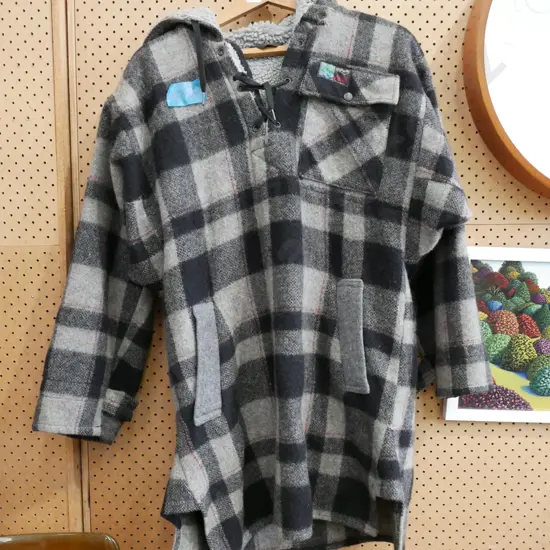 Milford size M bush shirt