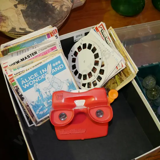 Viewmaster and various cartridges