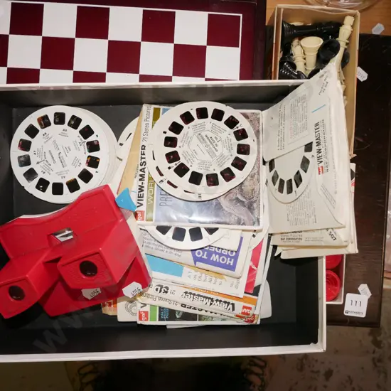 Viewmaster and various cartridges