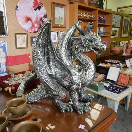 large composite dragon figurine H-530