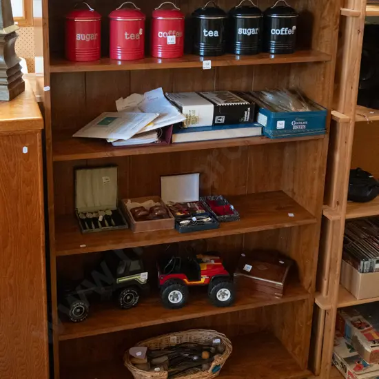 mdf faux wood veneer adjustable bookcases H-1510 W-930 D-280