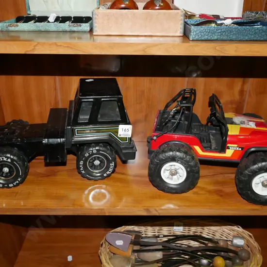 2x toy Tonka trucks