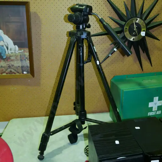 heavy duty tripod