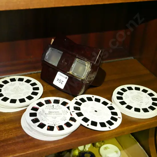 Viewmaster and various cartridges