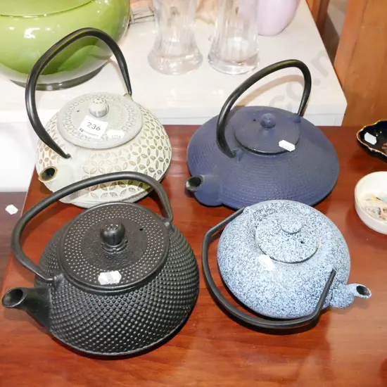 4x as-new cast iron tea pots