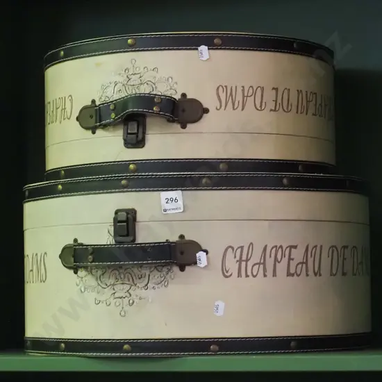 2x French themed hat boxes