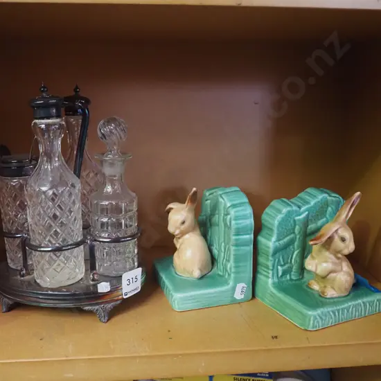 cruet set, 2x Sylvac rabbit bookends - 1 rabbit has repair to ear