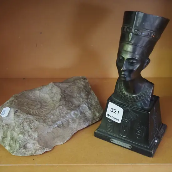 fossil, Egyptian souvenir Nefertiti