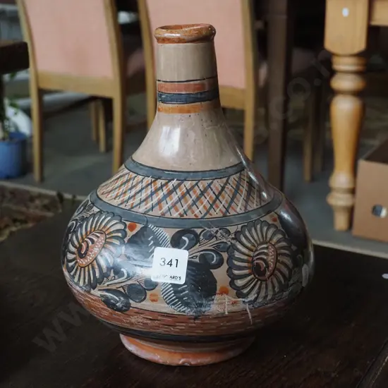 hand painted Mexican pottery vase H-270