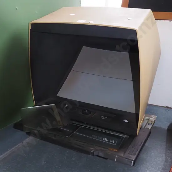 microfiche reader