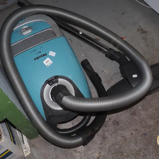 Meile vacuum cleaner