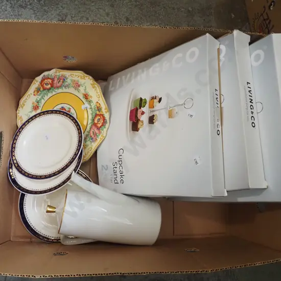 box; coffe pot, cupcake stand etc