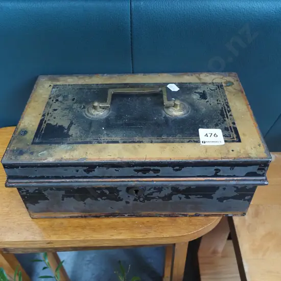 vintage cash box