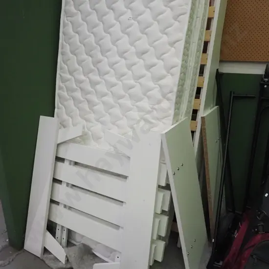 chip board and melteca slat based bunk set with mattresses