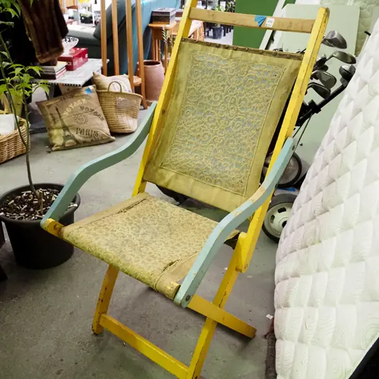 vintage sun lounger