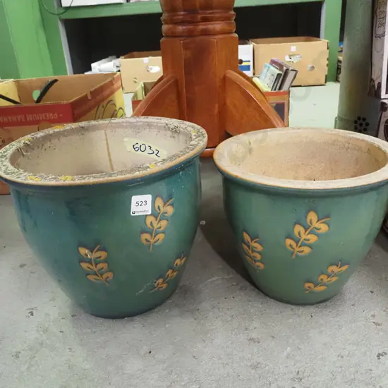 2x glazed planters
