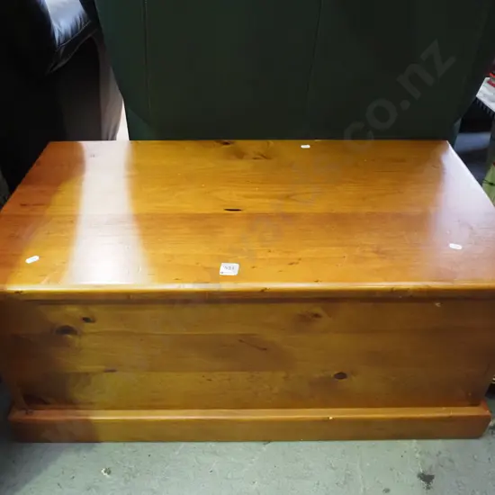 pine blanket box