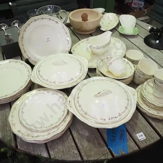 assorted British Anchor Regency dinner items; ashets, cups, veges etc