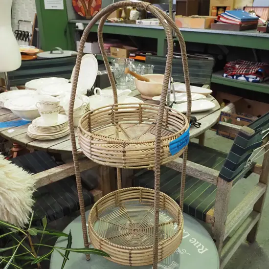 woven plastic 2 tier jardiniere stand