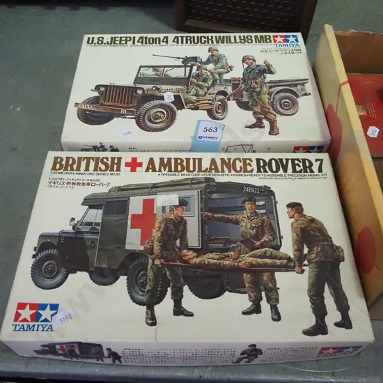 2x yet to be assembled military models - truck and ambulance