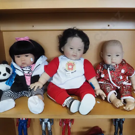 3x child's dolls