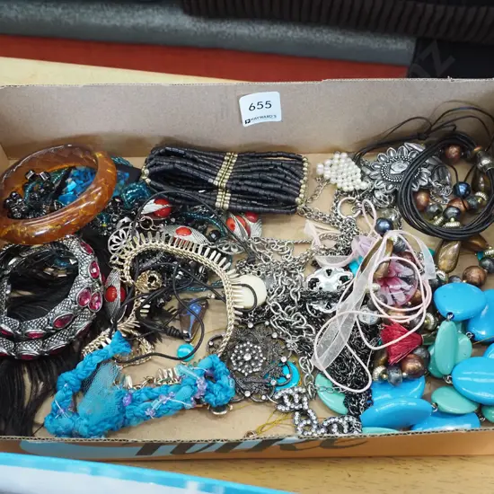 tray of costume jewellery