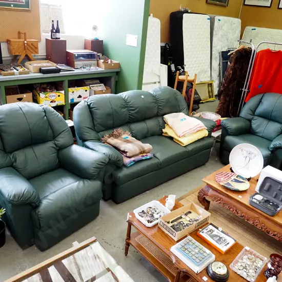 green leather 3 piece lounge suite - 3 seater and 2 reclining armchairs