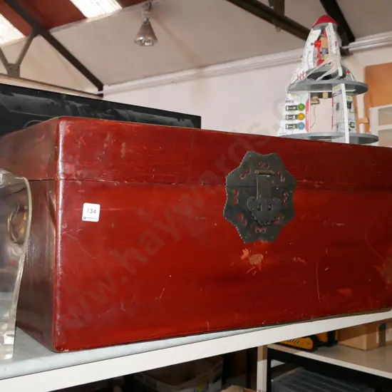 Asian lacquer storage trunk H-340 W-740 D-470