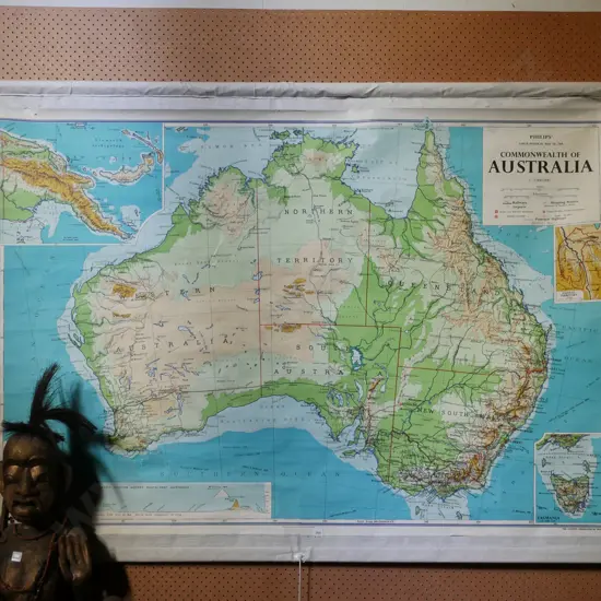old school map - Australia H-1330 W-1700