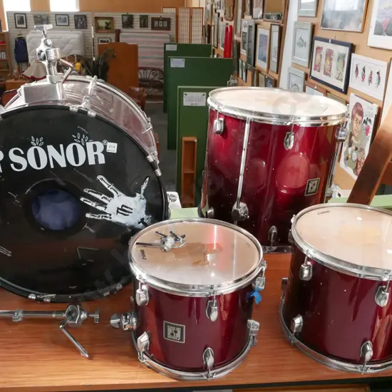 part Sonor drum kit