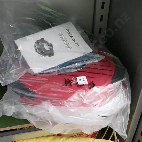 as-new electric pizza oven