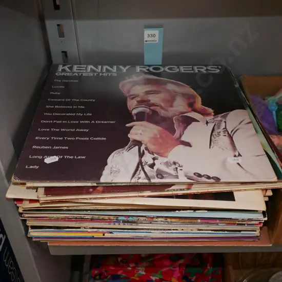 LPs; Kenny Rogers, Bert Bacharach Cat Stevens etc