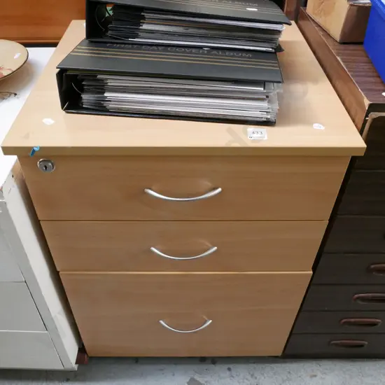 3 drawer office rollaway - no key