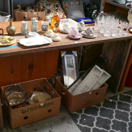 modern hardwood hall table - split to middle H-815 W-1500 D-400