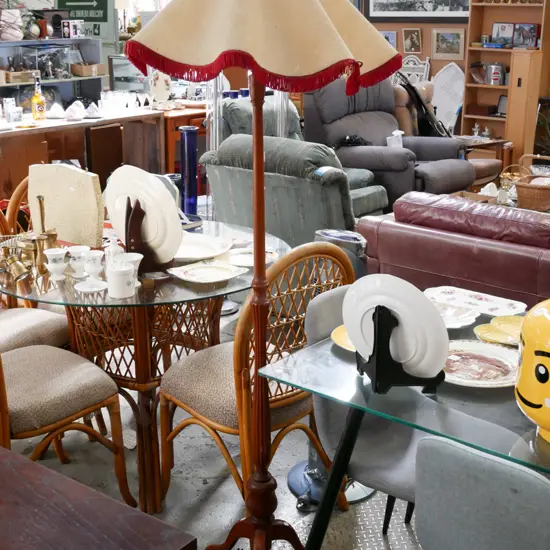 mahogany based standard lamp