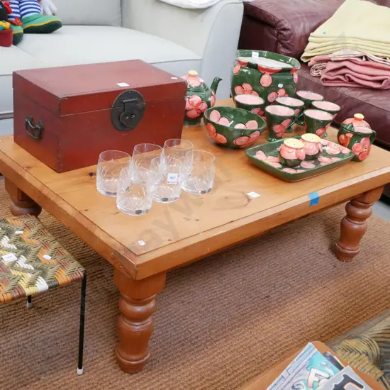 heavy macrocarpa coffee table H-380 W-1100 D-670