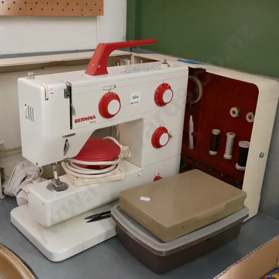 Bernina Nova sewing machine and accessories