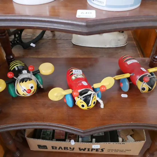 3 x wooden Buzzy bees