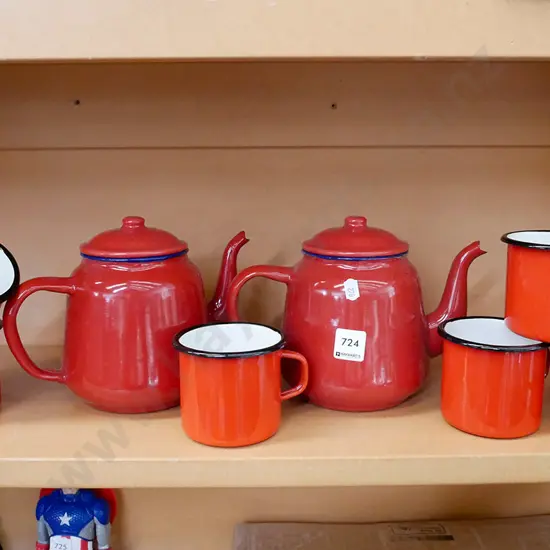 enamel tea pots, 6x cups