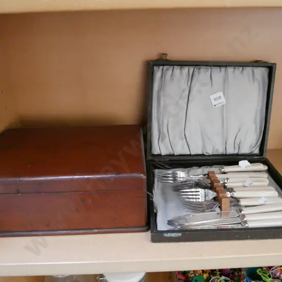 shelf; mahogany box, fish set