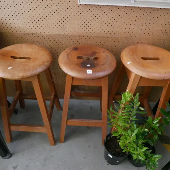 3x wooden rimu stools H-660