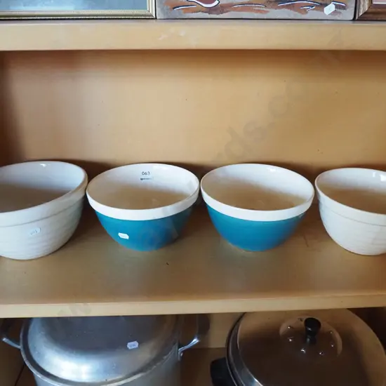 4x mixing bowls