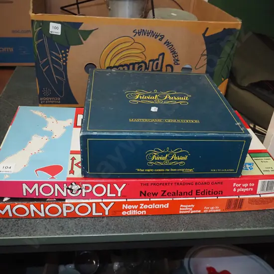 2x Monopoly, 1x Trivial Pursuit