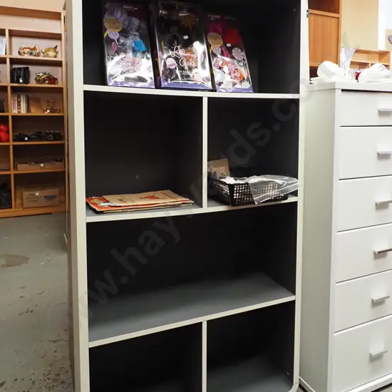 mdf and melteca bookcase H-1570 W-790 D-295
