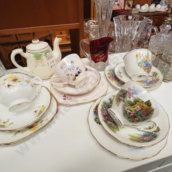 4x trios, exhibition glass jug, tea for one tea pot